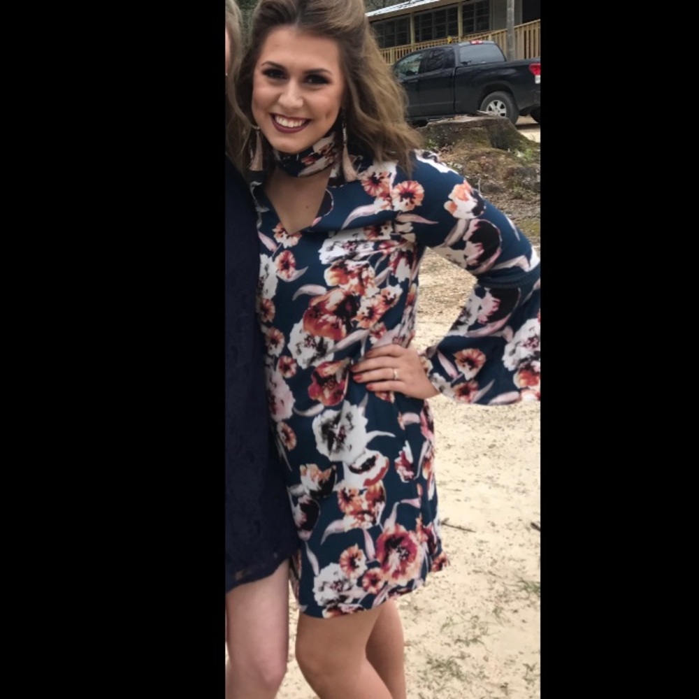 Chiffon Bell-Sleeve Highneck Dress